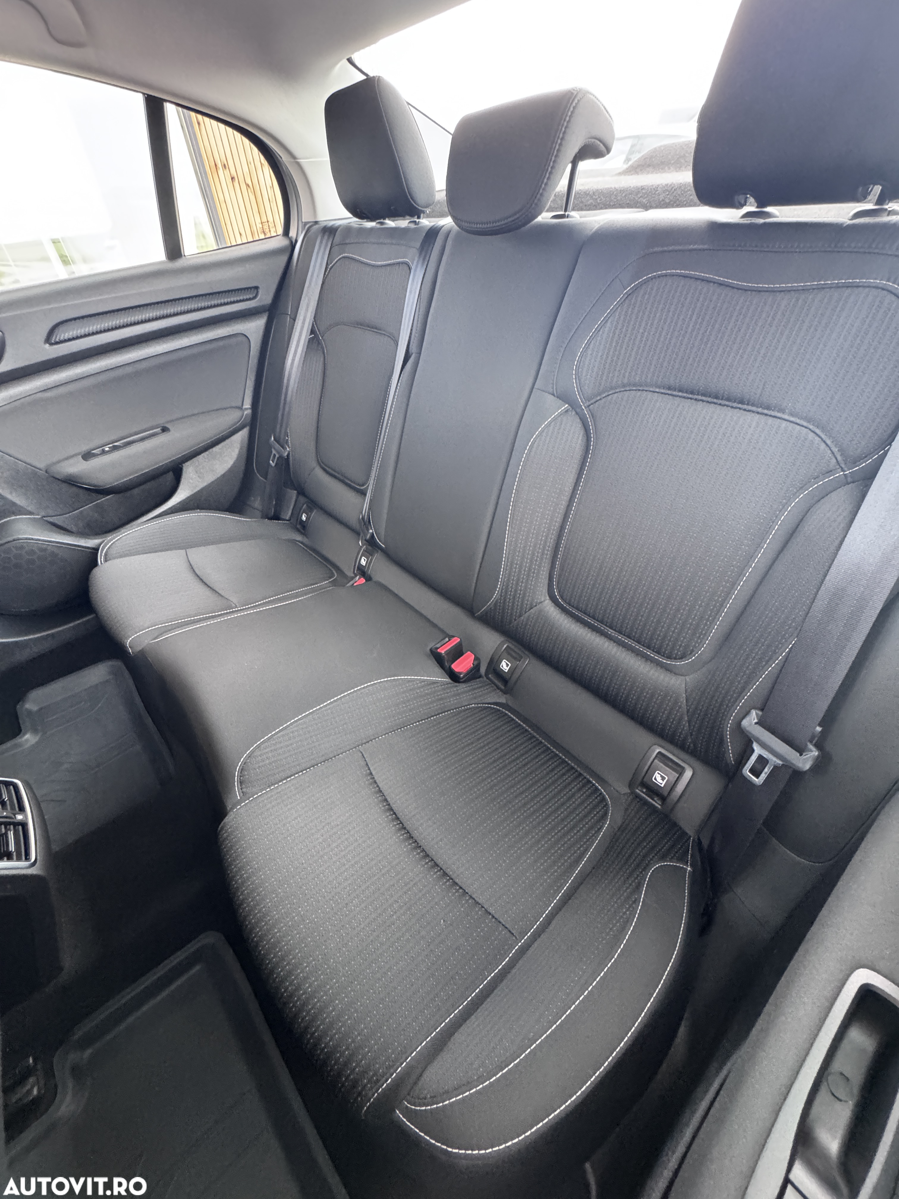 Renault Megane BLUE dCi Intens - 9