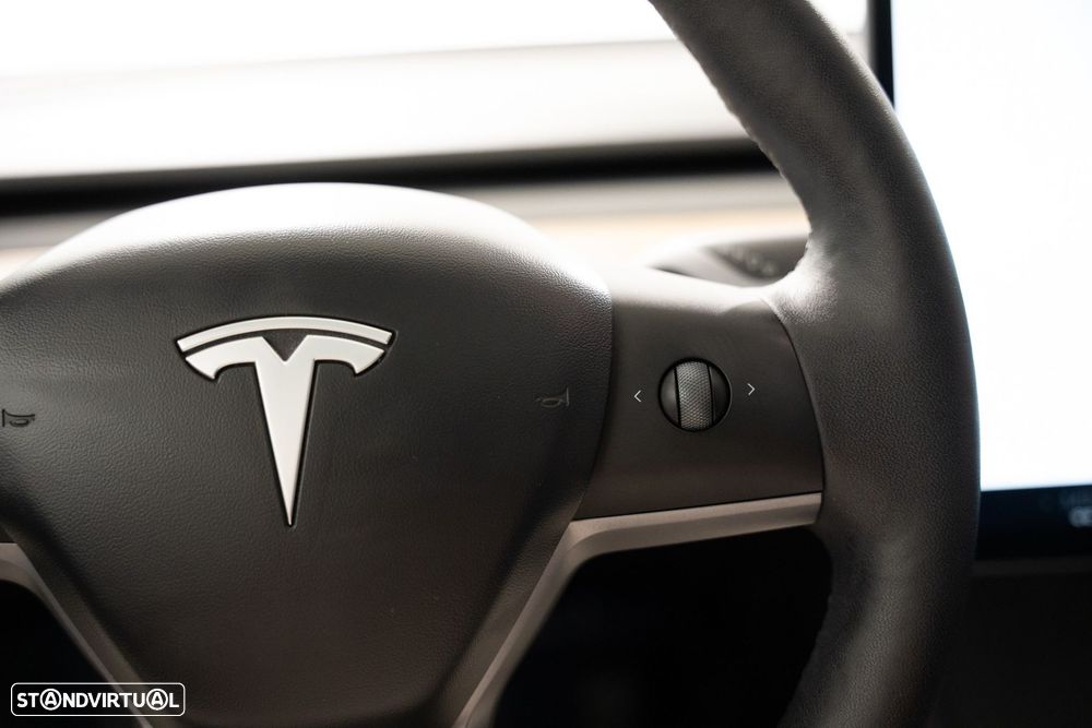 Tesla Model 3 Long-Range Dual Motor AWD - 19