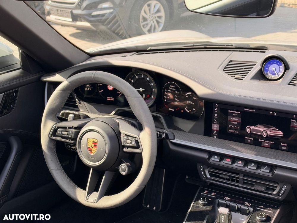 Porsche 911 - 9