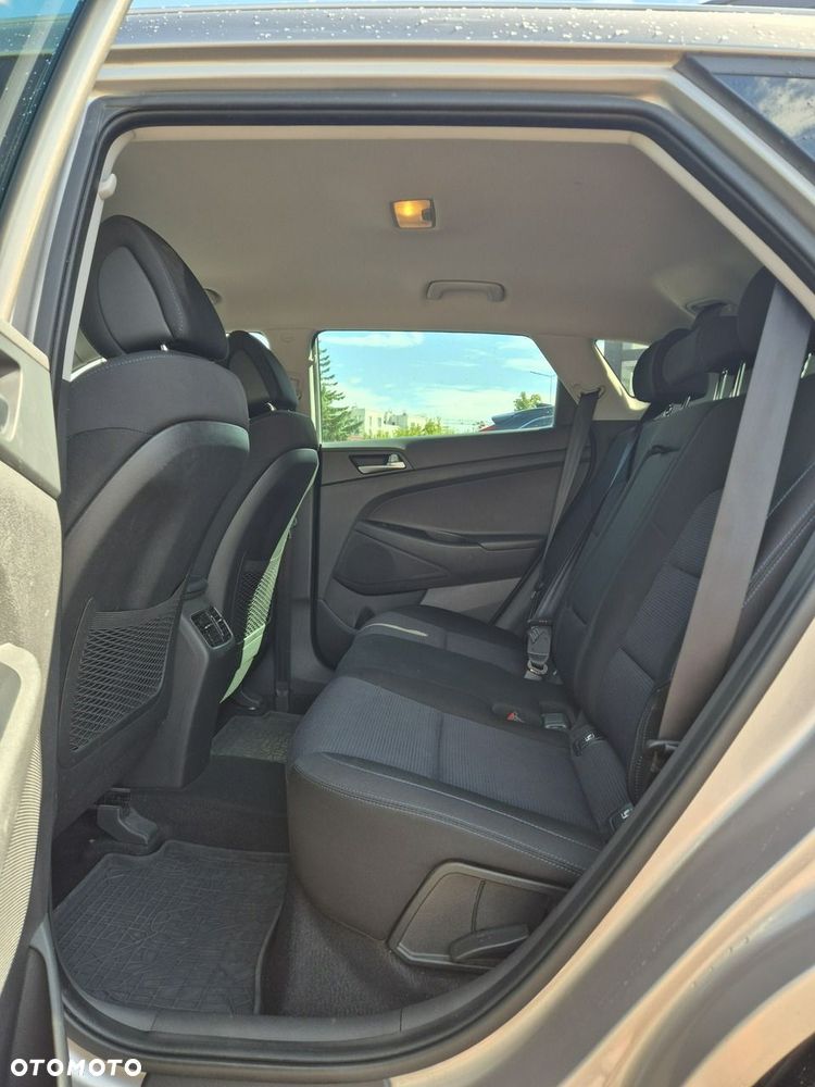 Hyundai Tucson 2.0 CRDI 2WD Style - 21