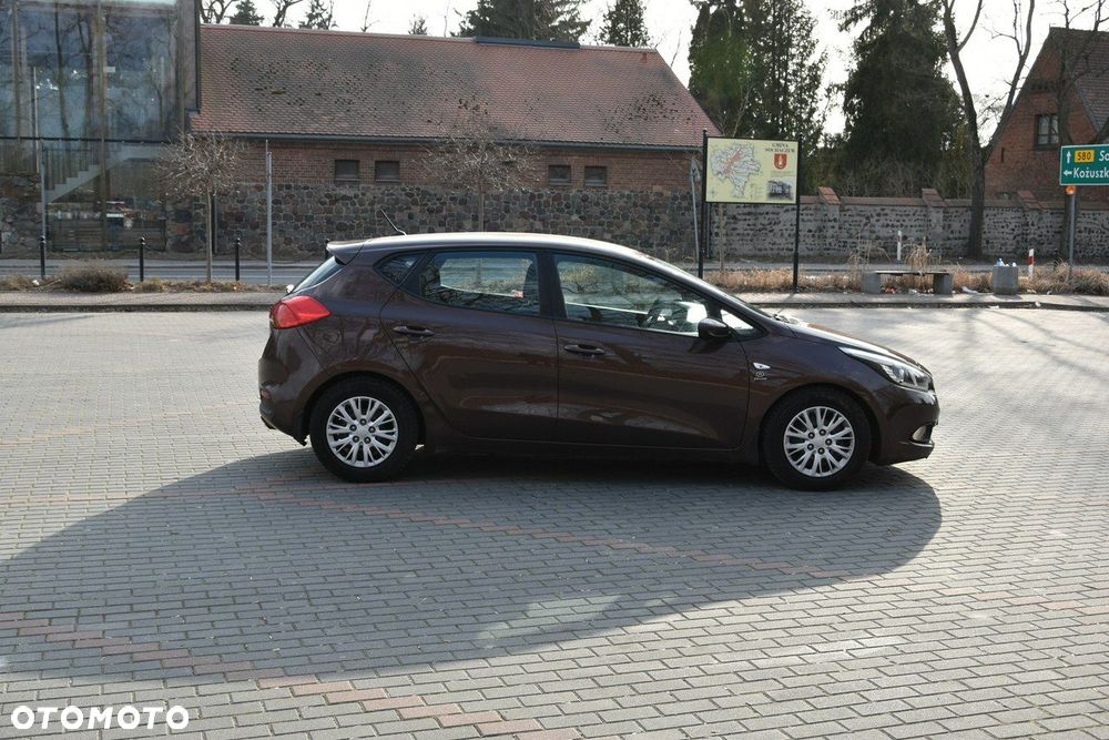 Kia Ceed - 7