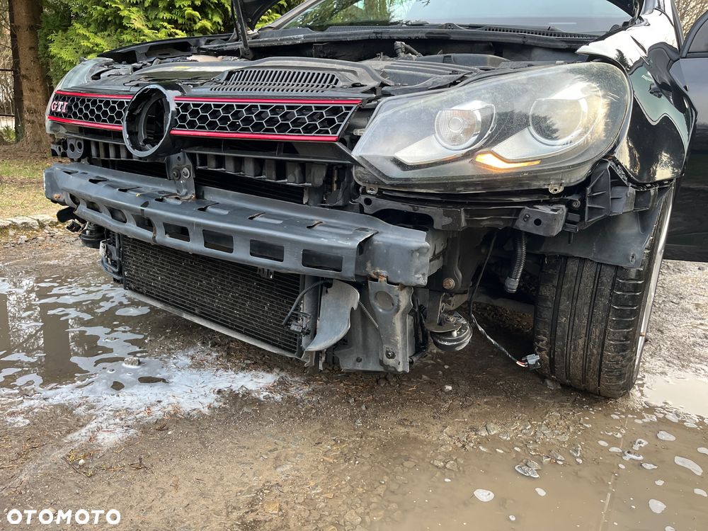 Volkswagen Golf - 13