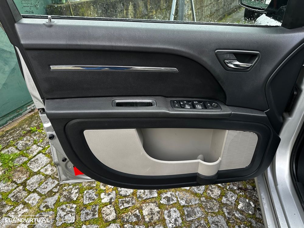 Dodge Journey 2.0 CRD SXT MTX Limited - 41