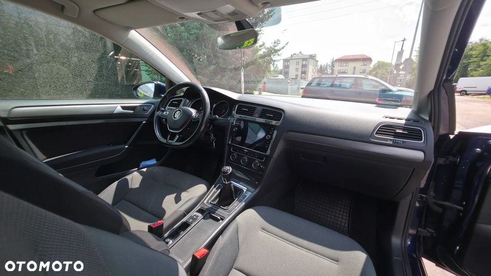 Volkswagen Golf 1.4 TSI BMT Comfortline - 12