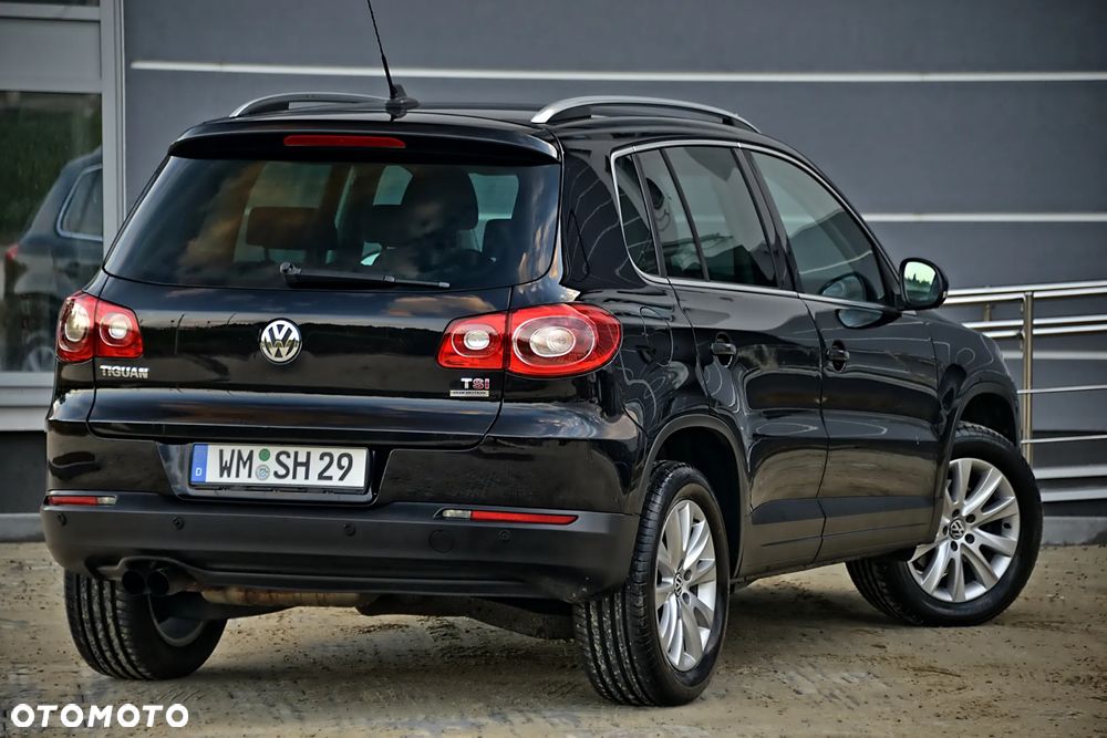 Volkswagen Tiguan - 17