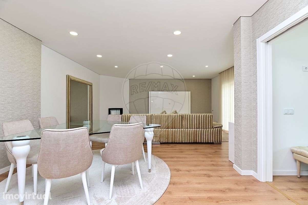 Moradia T4 para arrendamento - Grande imagem: 4/36