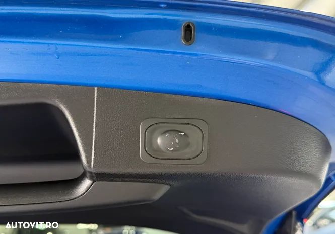 Ford Focus 1.5 EcoBoost ST-Line - 14