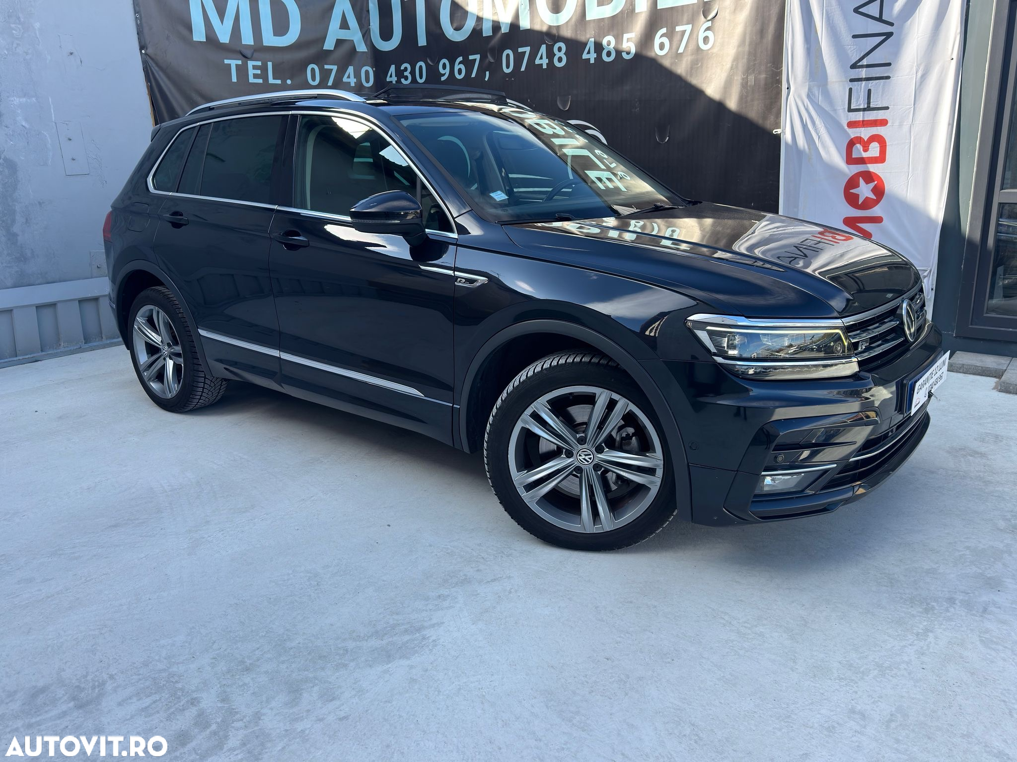 Volkswagen Tiguan - 24