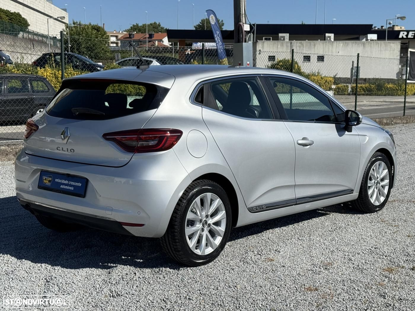 Renault Clio 1.0 TCe Intens Bi-Fuel - 10