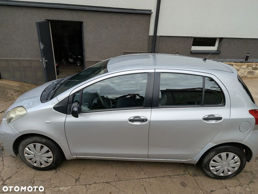 Toyota Yaris 1.0 Luna Start - 3
