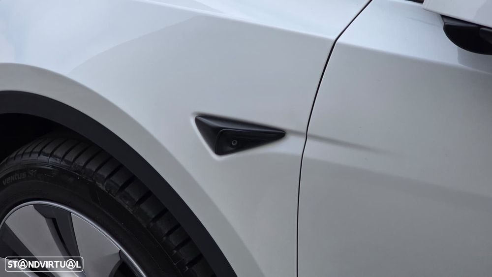 Tesla Model Y Long Range Tração Integral - 28