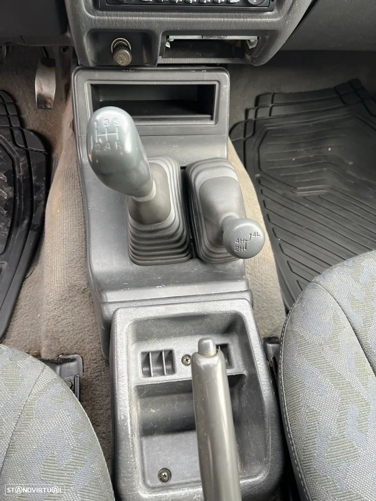 Mitsubishi L200 4x4 4 Lugares - 13