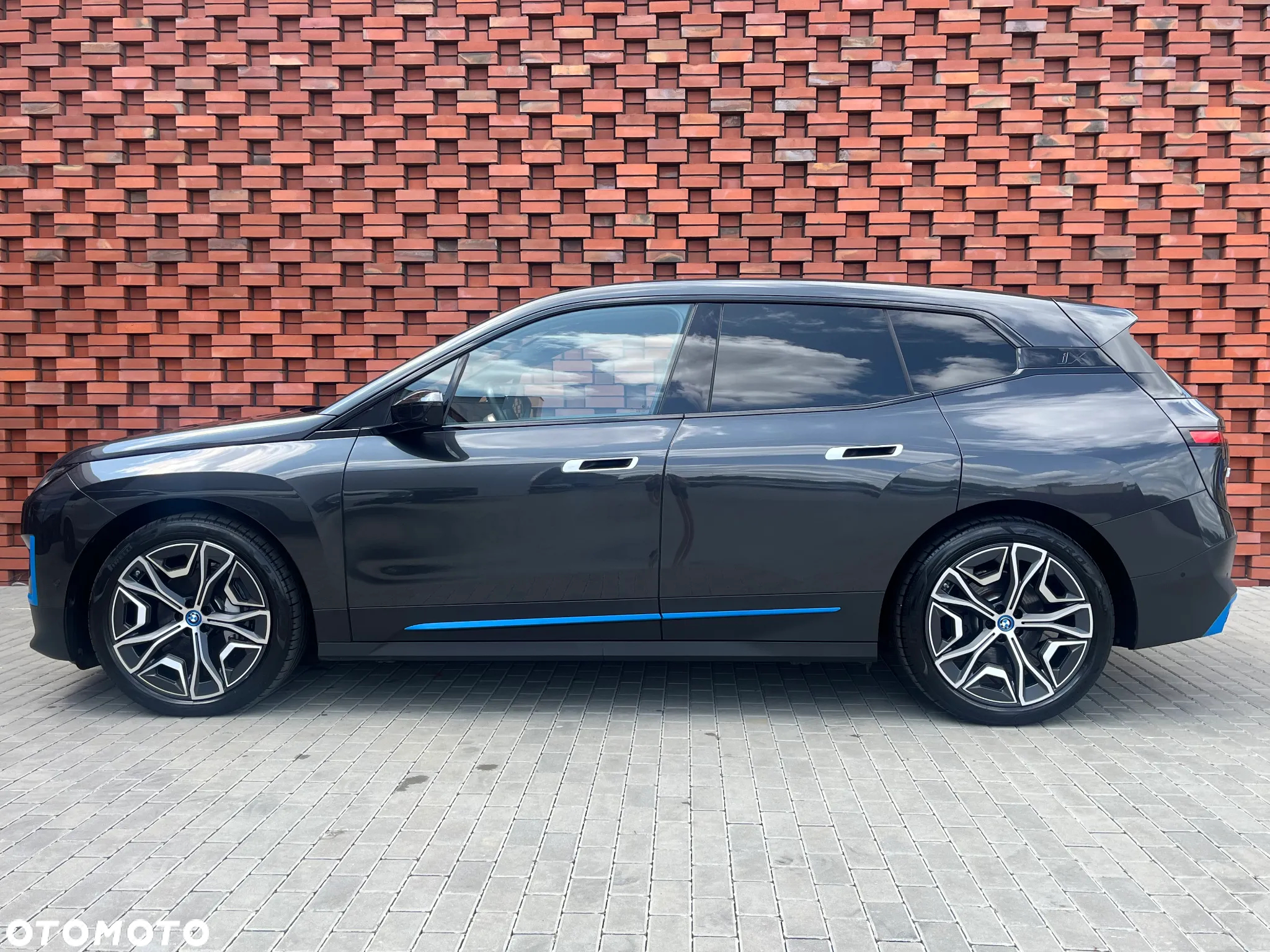 BMW iX xDrive40 76.6kWh - 2