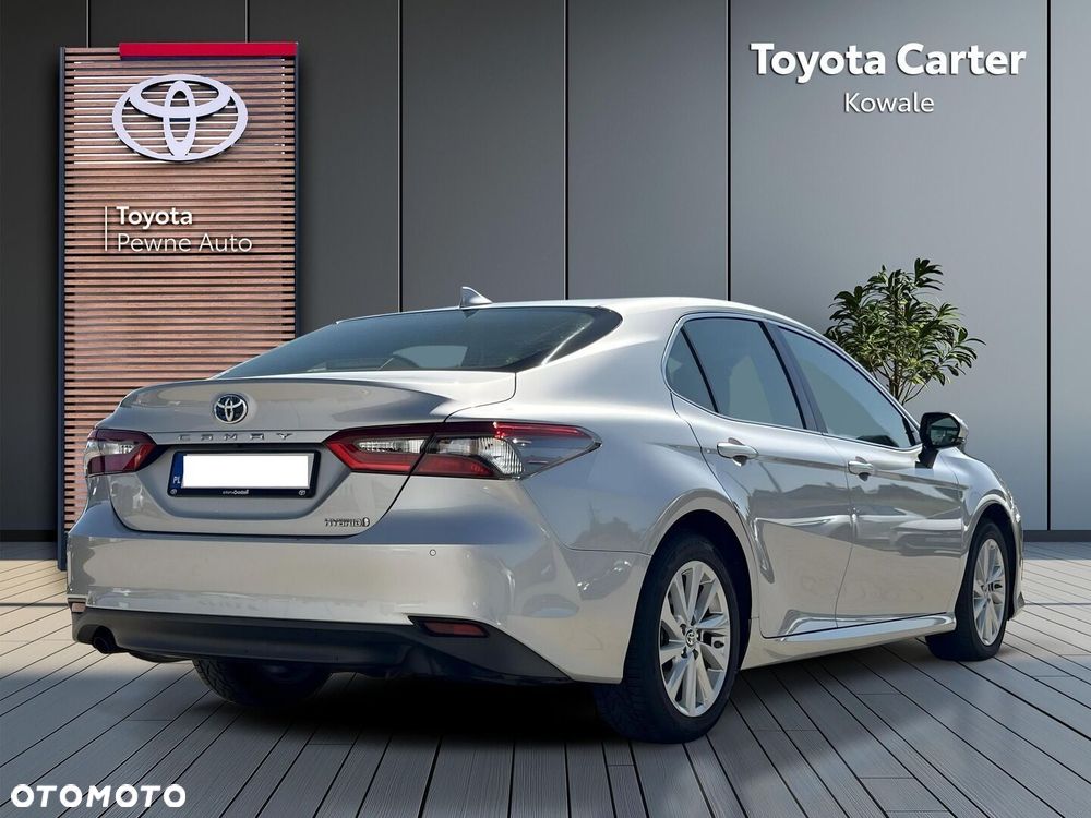 Toyota Camry 2.5 Hybrid Comfort CVT - 6