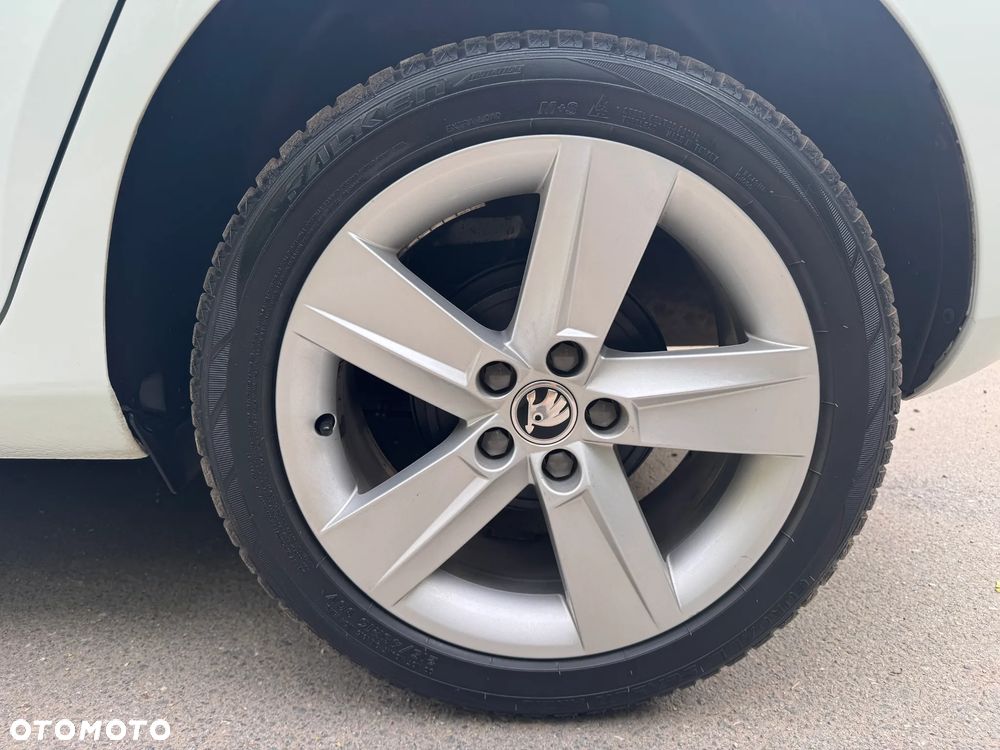 Skoda Fabia 1.0 MPI Cool Plus - 11