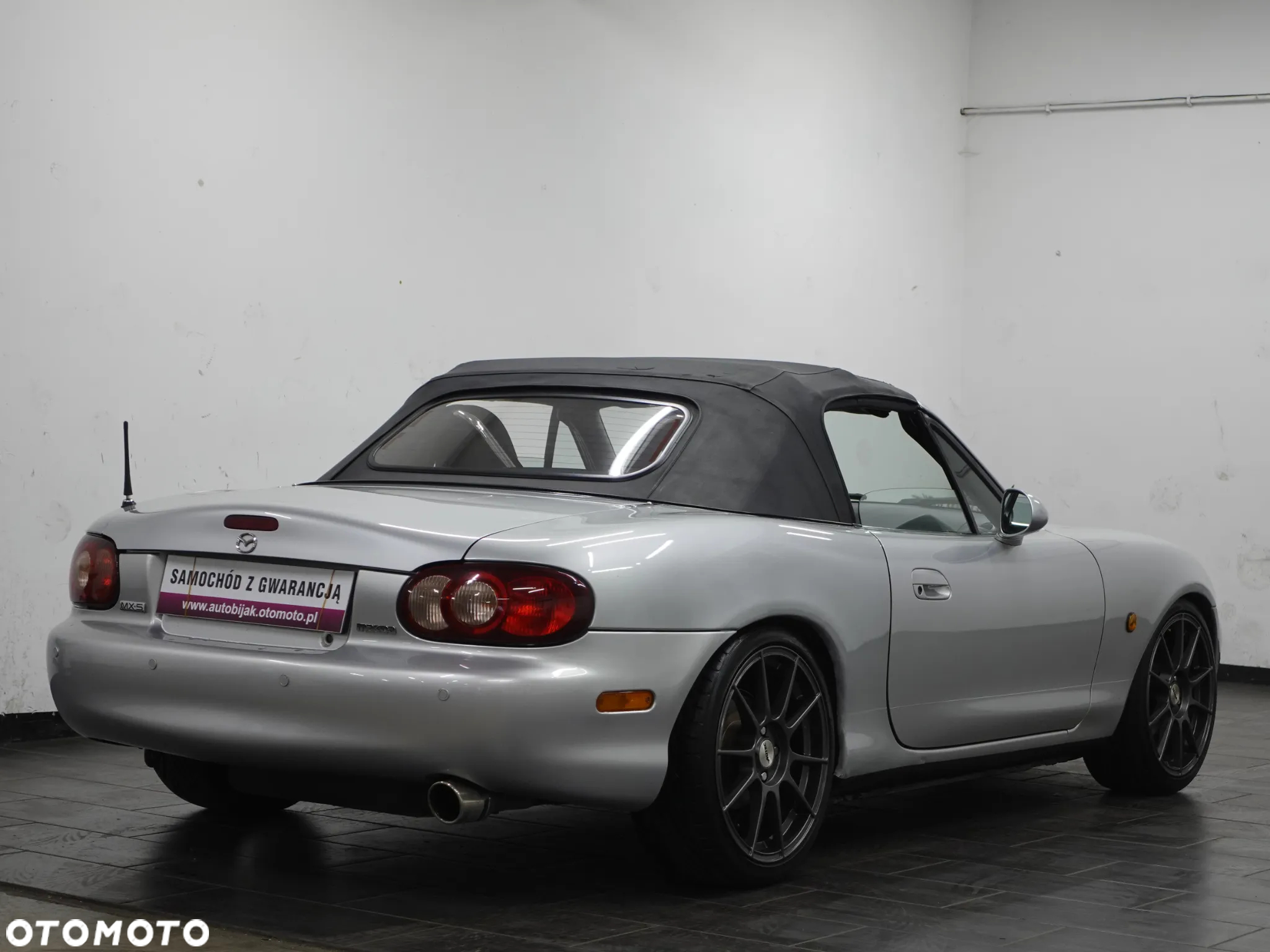 Mazda MX-5 1.6i 16V - 10