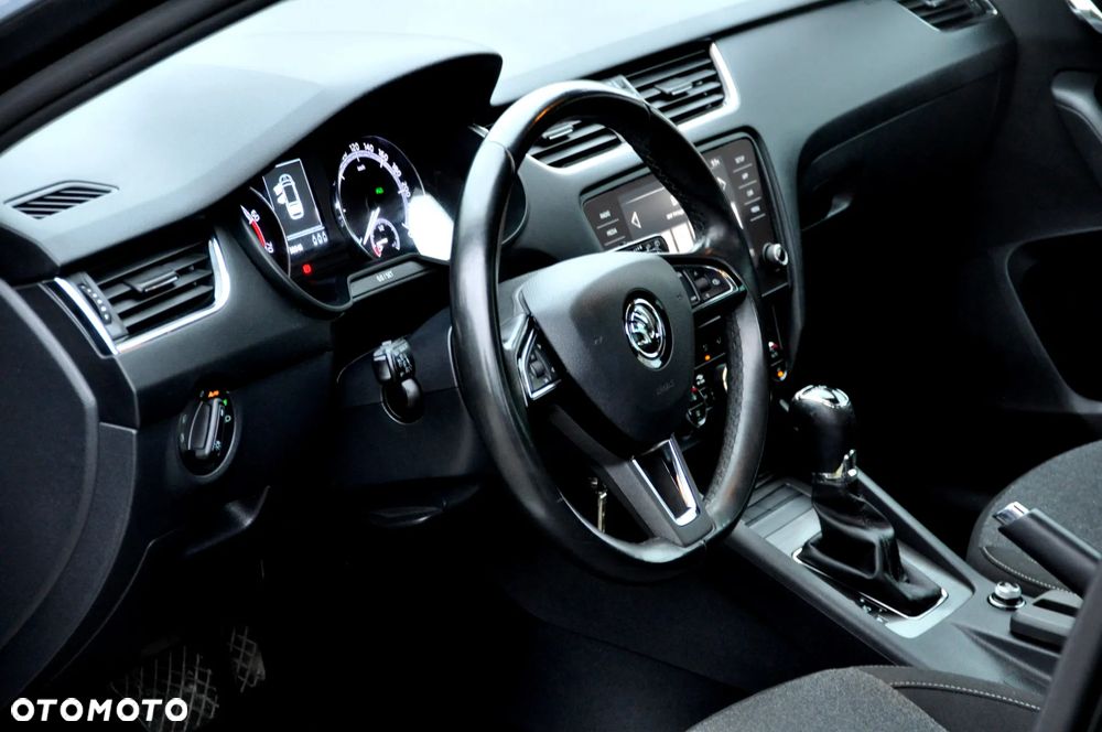 Skoda Octavia 1.5 TSI ACT DSG Style - 28