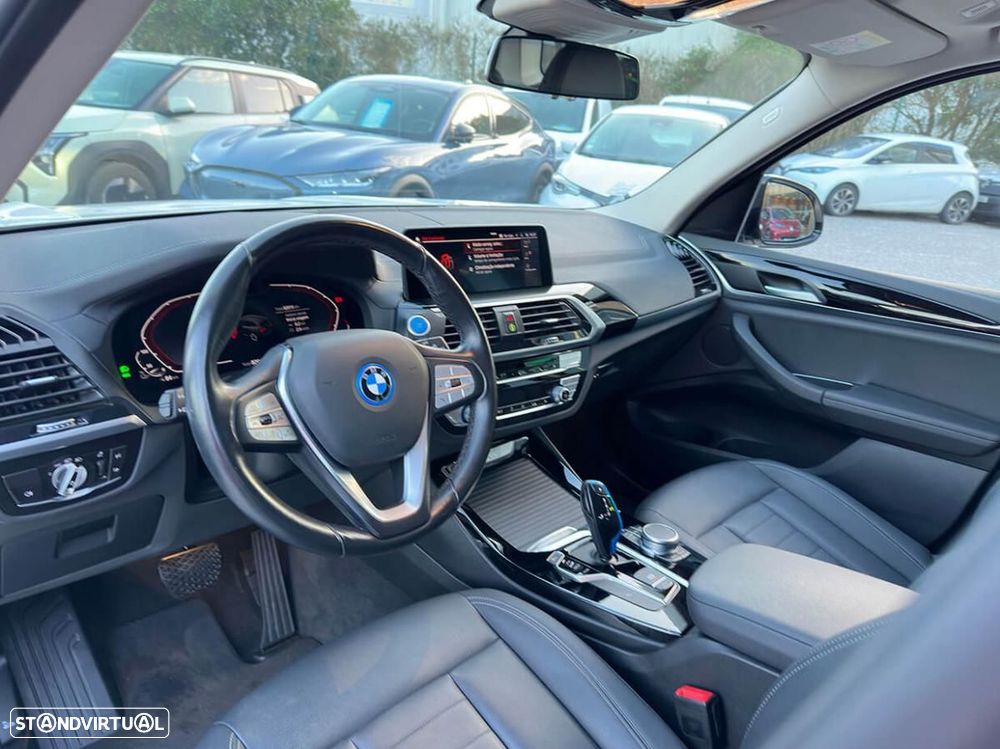 BMW iX3 M Sport Inspiring - 17