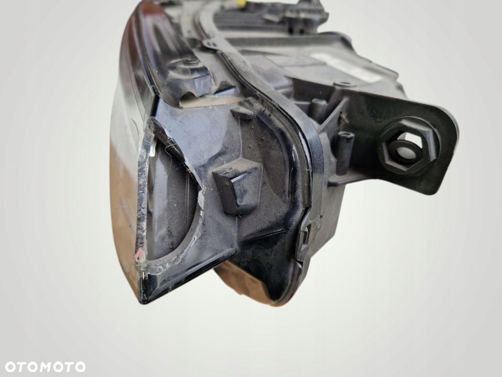 VW VOLKSWAGEN PASSAT B8 LIFT PRZEDNIA LAMPA PRAWA FULL LED USZKODZONE SZKŁ - 6