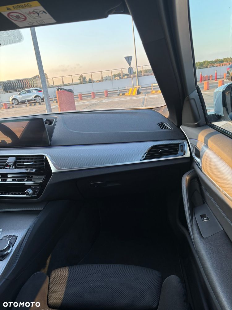 BMW Seria 5 520d xDrive - 20
