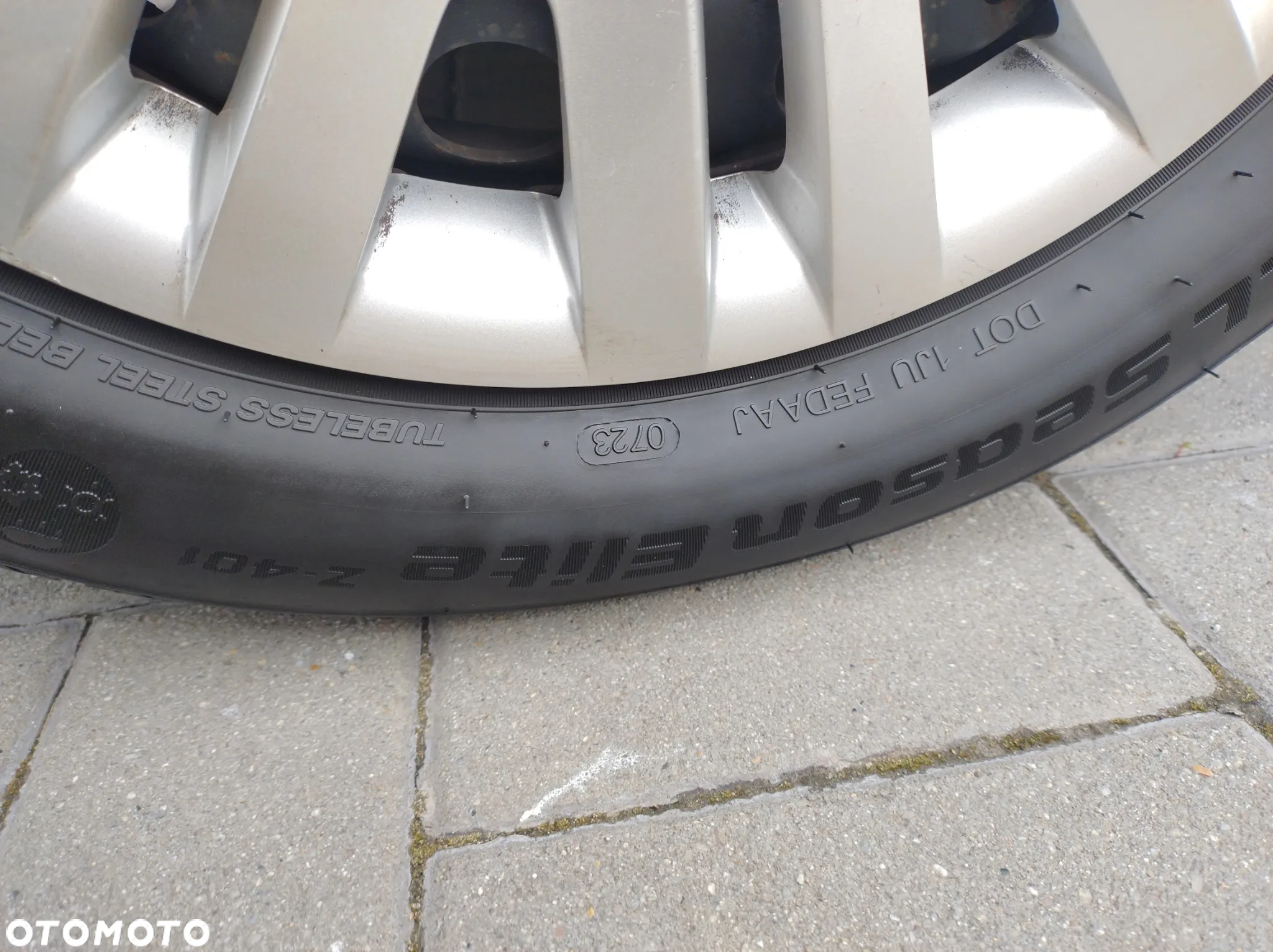 Volkswagen Polo 1.4 16V Comfortline - 24