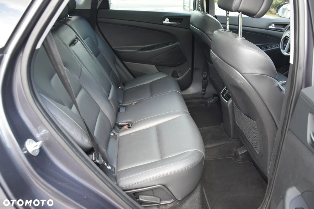 Hyundai Tucson - 25