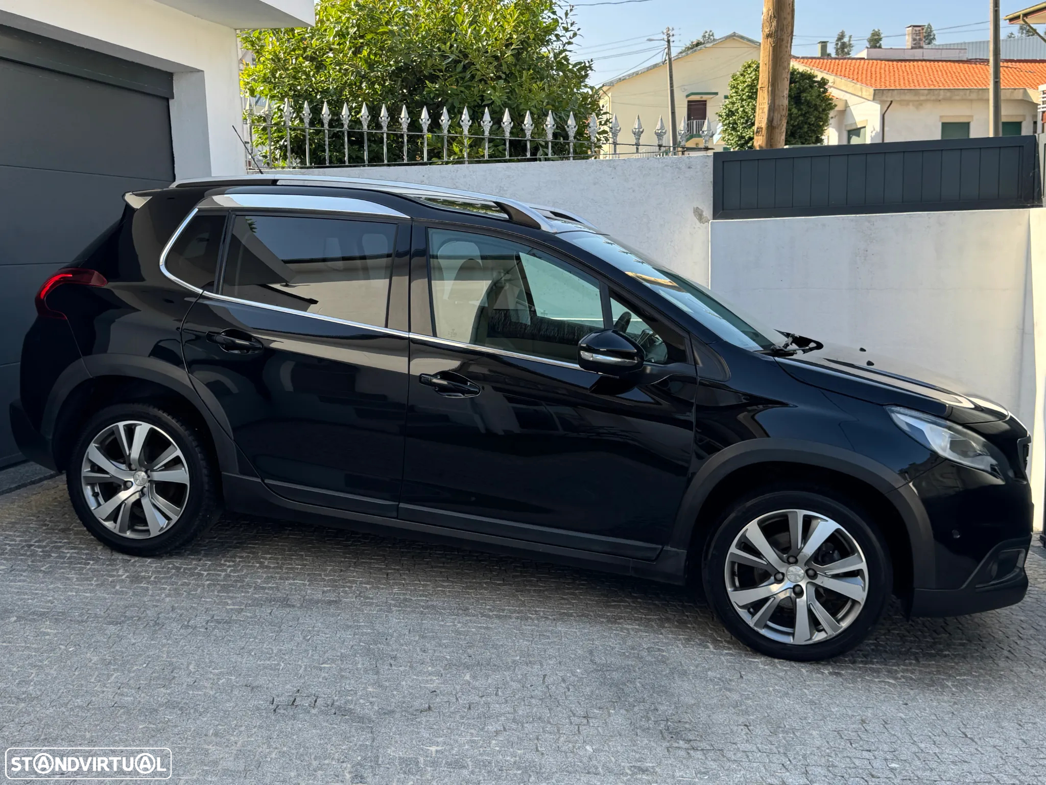 Peugeot 2008 1.2 PureTech Allure Grip Control - 6