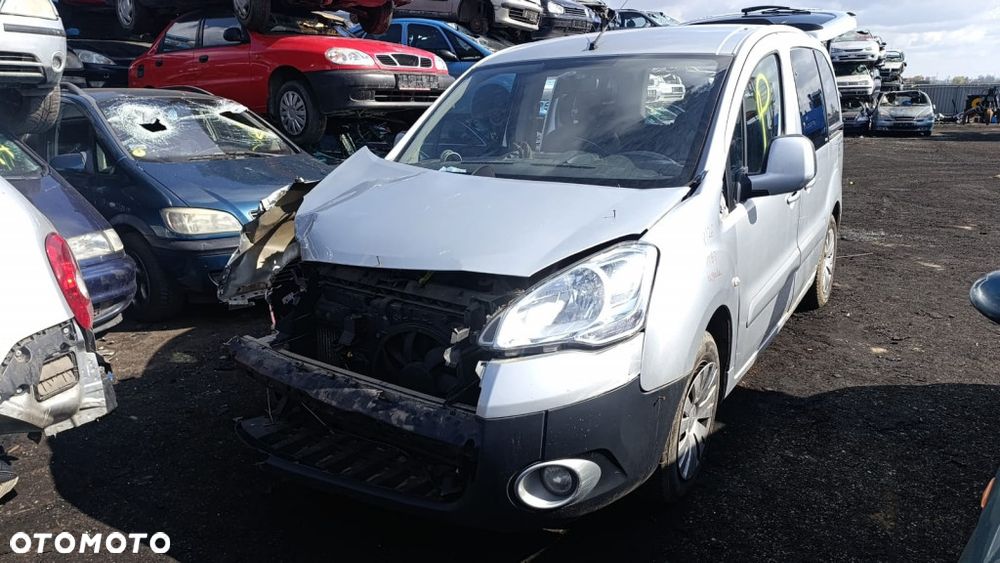 35971 Citroen Berlingo 2 model od 08-12 silnik 1.6 HDi 110 km 9hz skrzynia 20DP76 lakier EZRC - 1