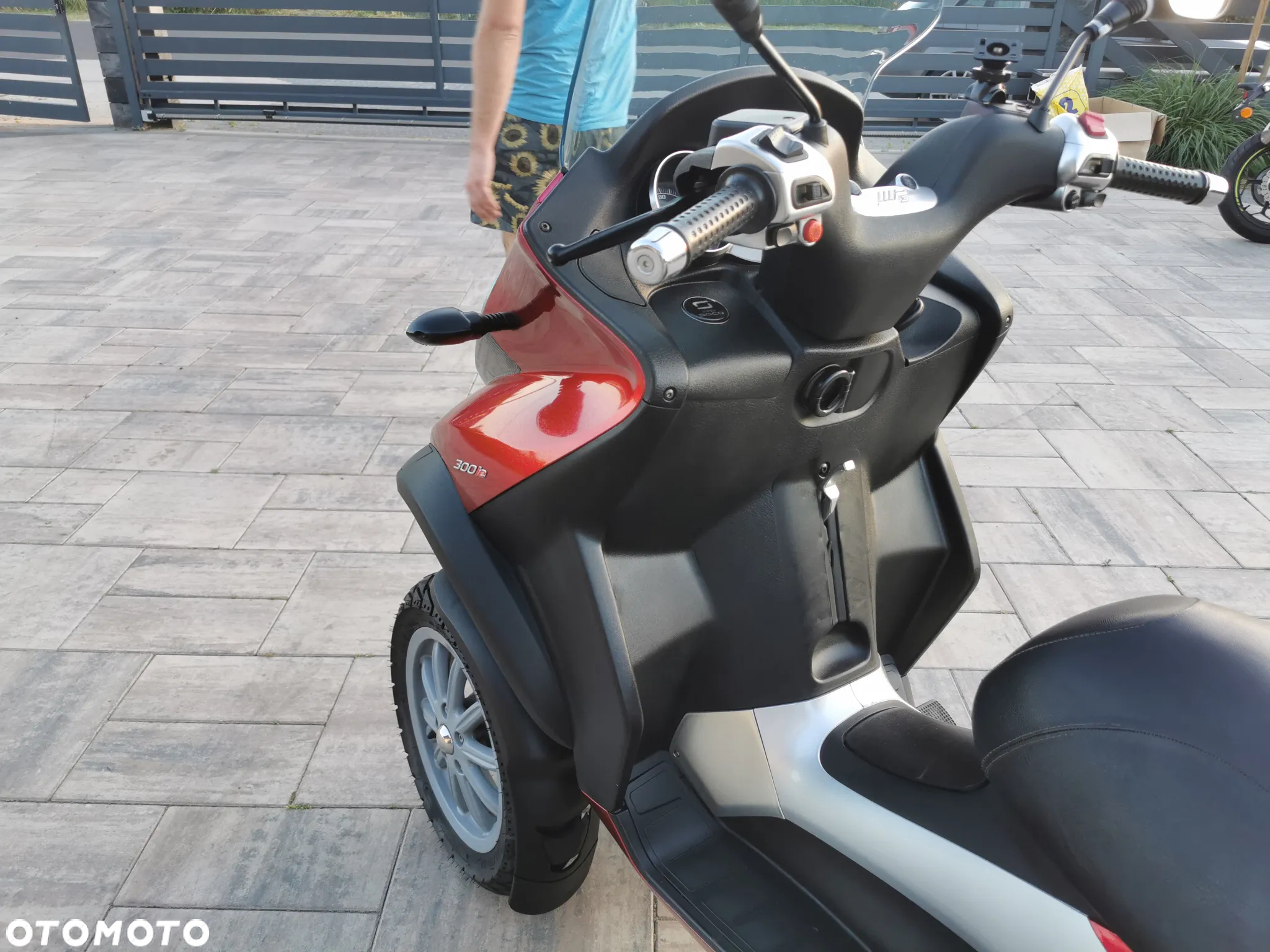 Piaggio MP-3 - 19