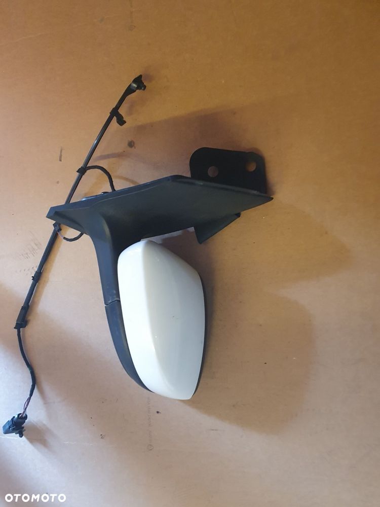 LUSTERKO LEWE VW UP 7+2 PIN KOD LAKIERU LB9A EUROPA - 3