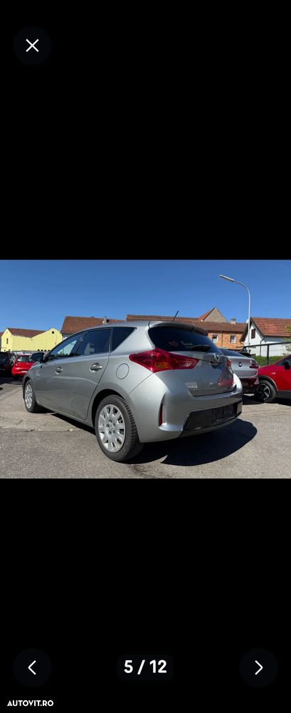 Toyota Auris 1.4 D-4D Luna - 11