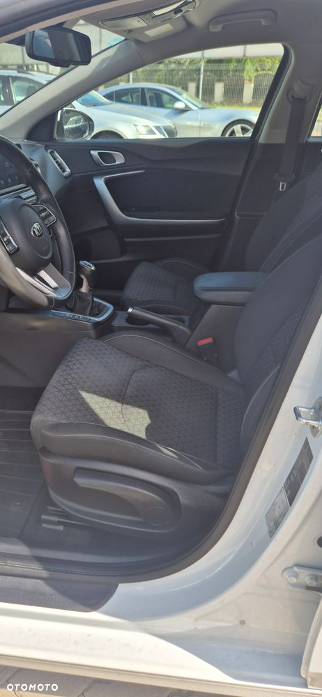 Kia Ceed 1.4 T-GDI M - 14