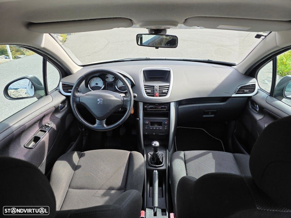 Peugeot 207 1.6 HDi Premium - 5