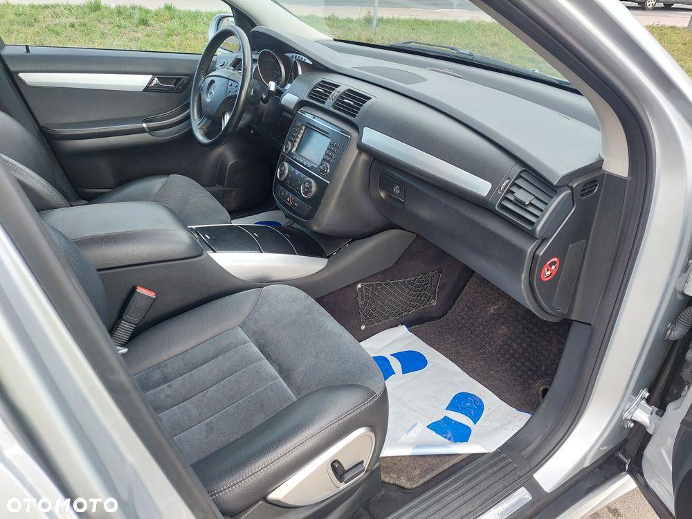 Mercedes-Benz Klasa R 320 CDI 4-Matic - 13