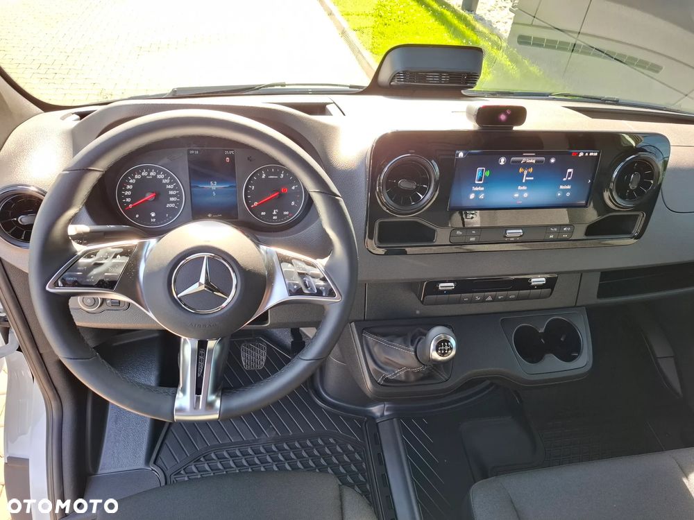 Mercedes-Benz Sprinter 317 CDI Furgon PRO długi 4325 mm L3H2 - 22