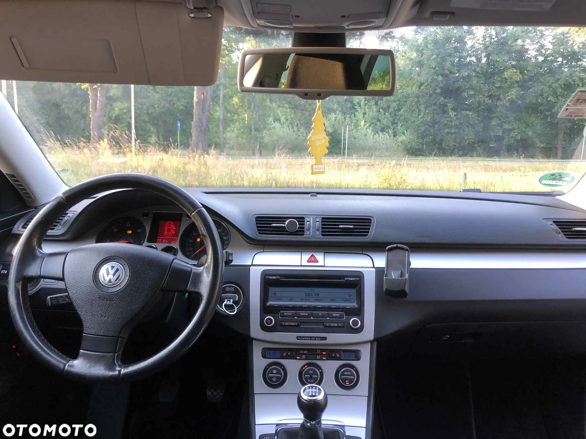 Volkswagen Passat Variant 2.0 TDI DPF Sportline - 19
