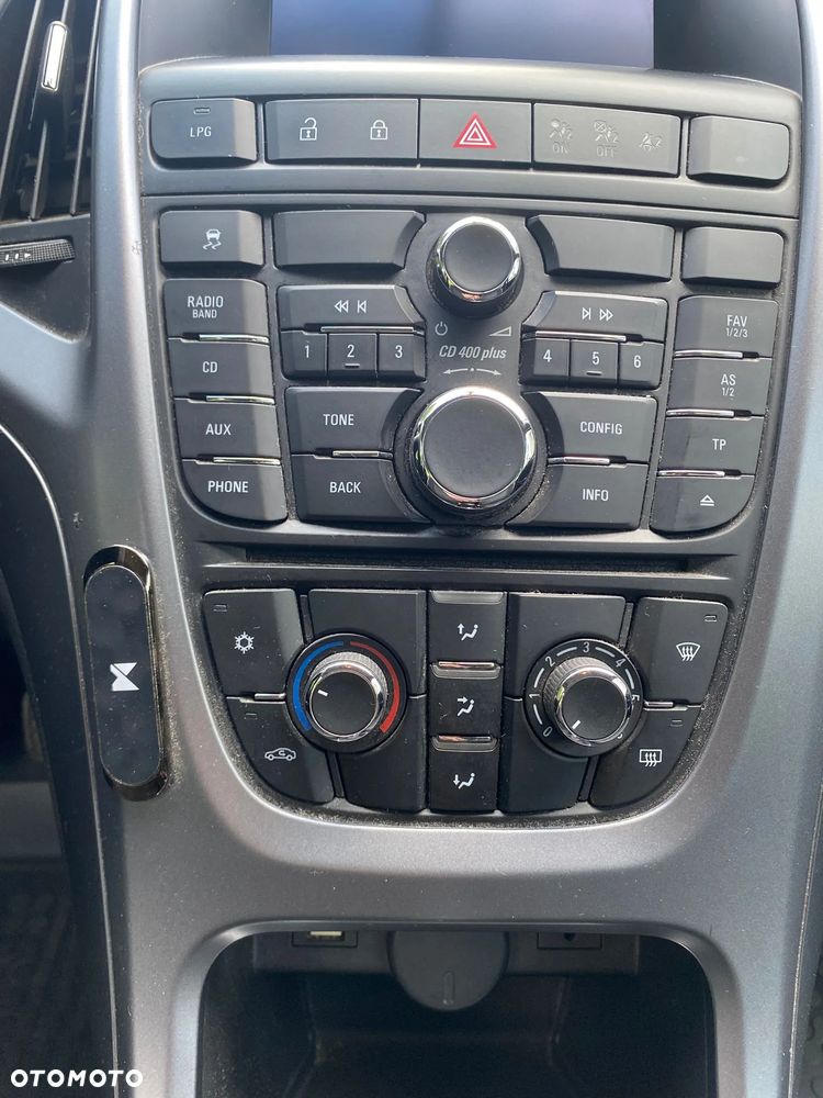 Opel Astra - 9