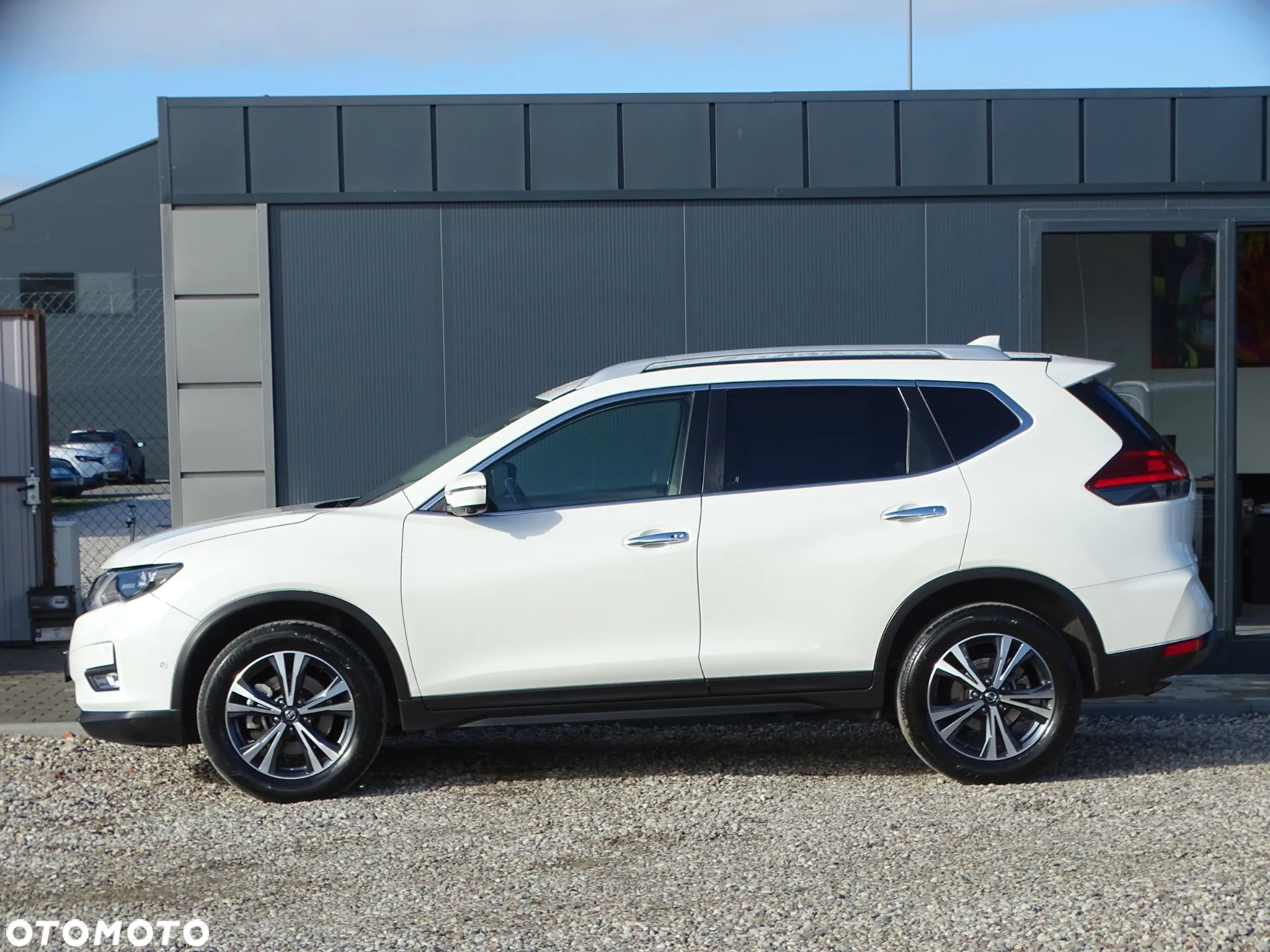 Nissan X-Trail 2.0 dCi Tekna 4WD Xtronic - 2