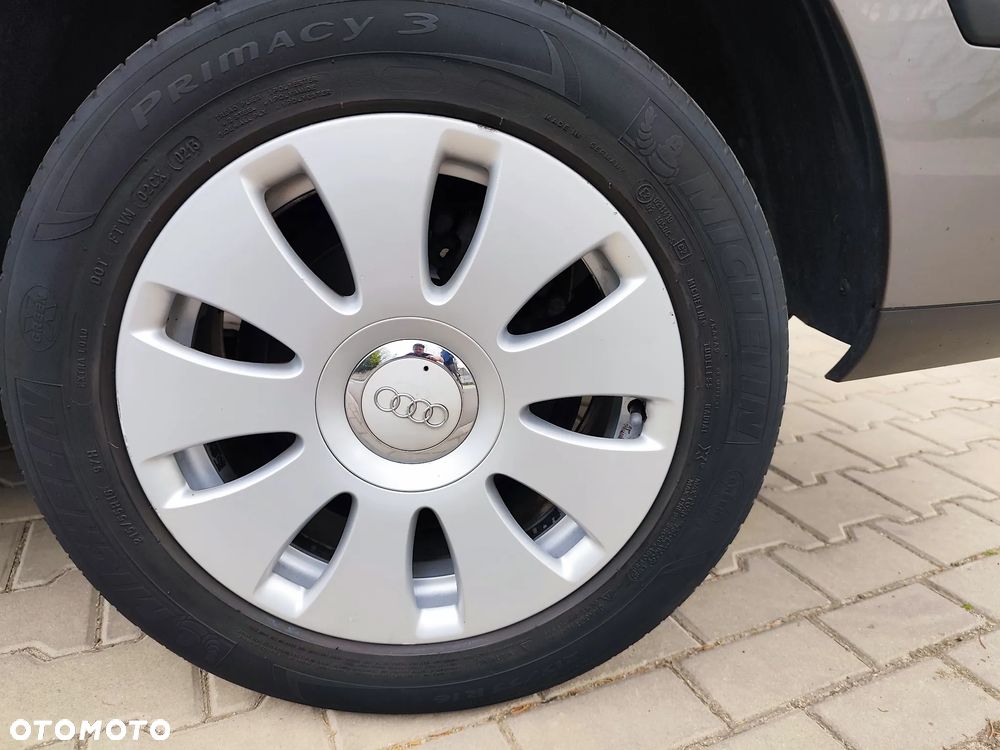 Volkswagen Sharan 1.9 TDI Automatik Exclusive Edition - 29