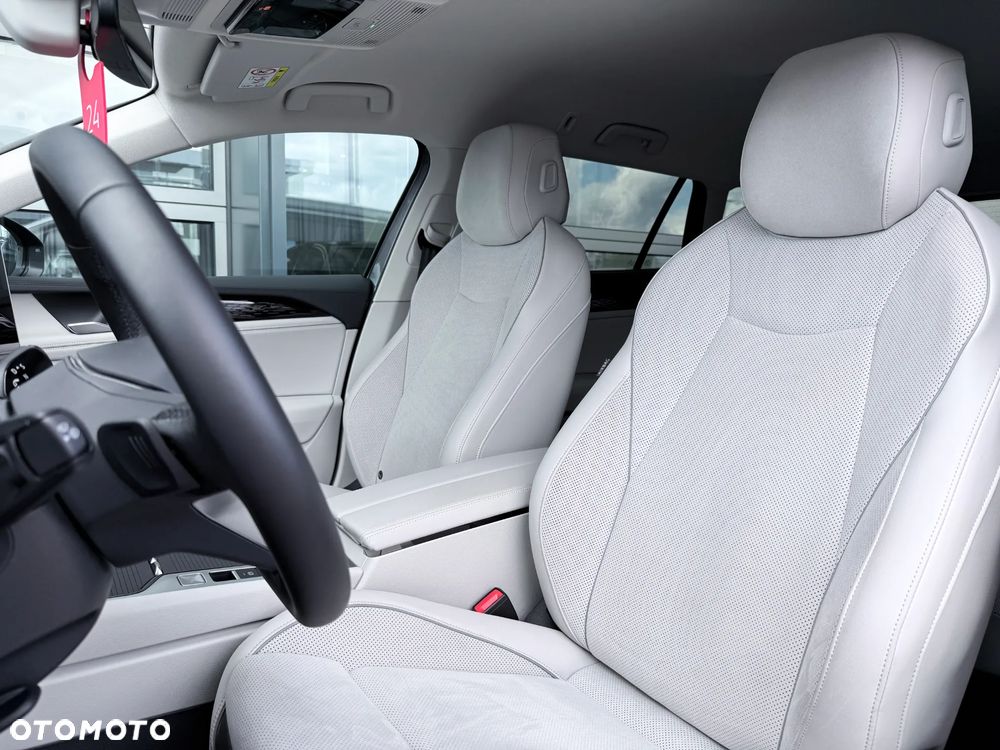 Volkswagen Passat 2.0 TDI EVO Elegance DSG - 26