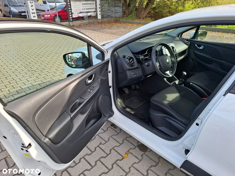 Renault Clio - 18