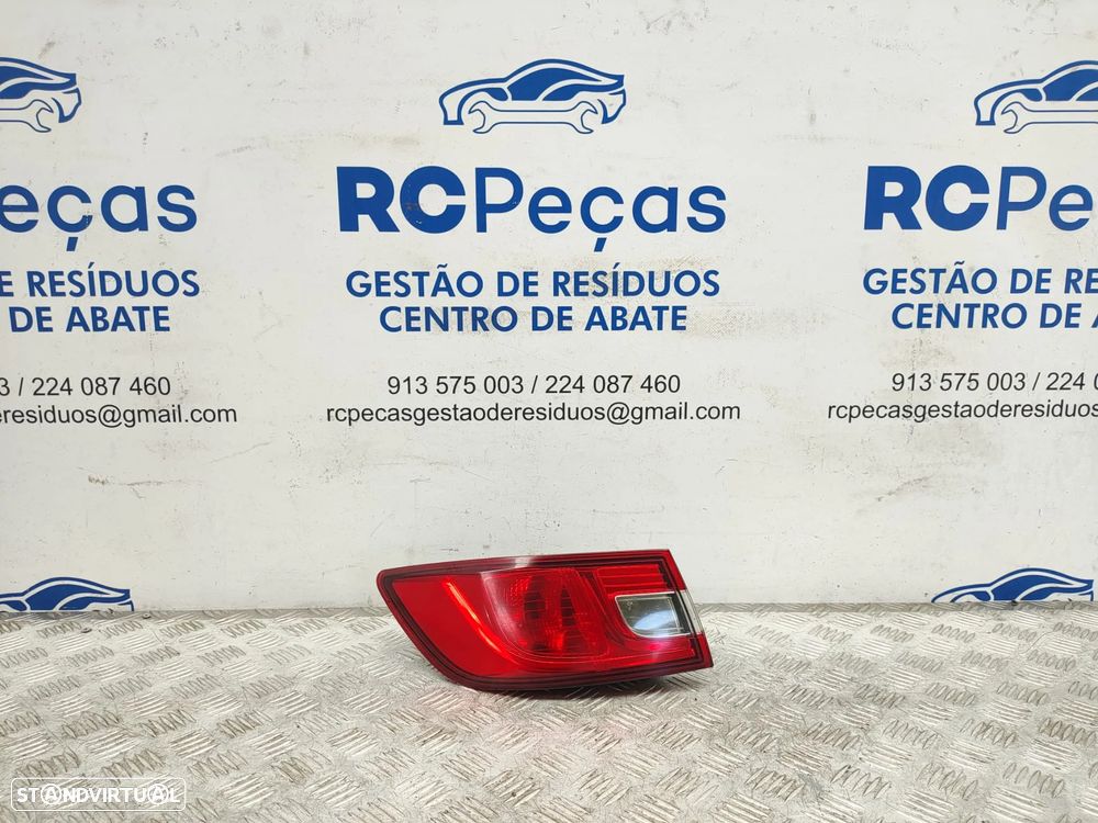 Farolim traseiro trás esquerdo original Renault Clio IV Carro Fase 1 de 2012 a 2016 - 1