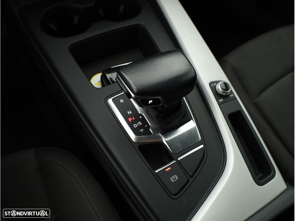 Audi A4 35 TDI S tronic - 17