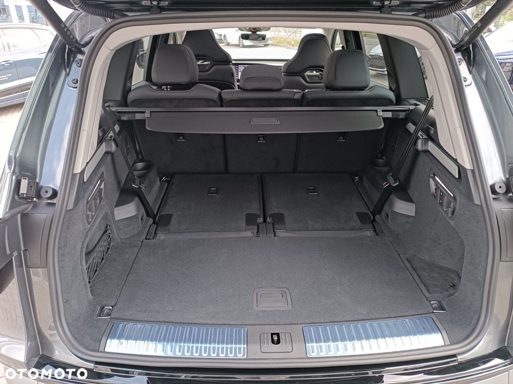 Audi Q7 - 12
