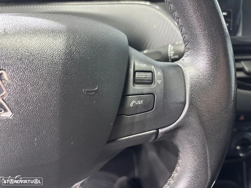 Peugeot 208 1.6 BlueHDi Active - 22