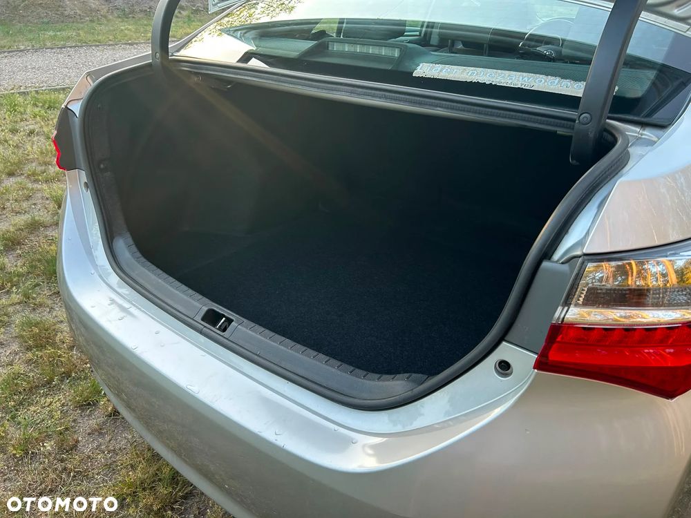 Toyota Corolla 1.6 Comfort - 16