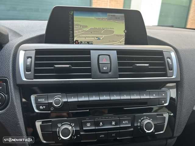 BMW 116 d Line Urban Auto - 8