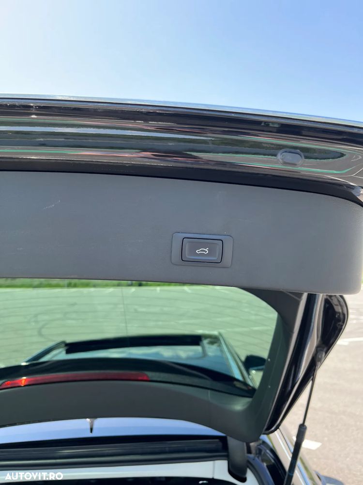 Audi A6 Avant 2.0 TDI Ultra S tronic - 8