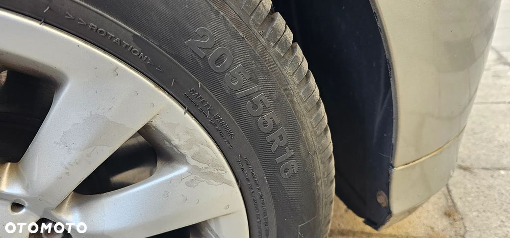 BMW Seria 3 318d DPF - 10