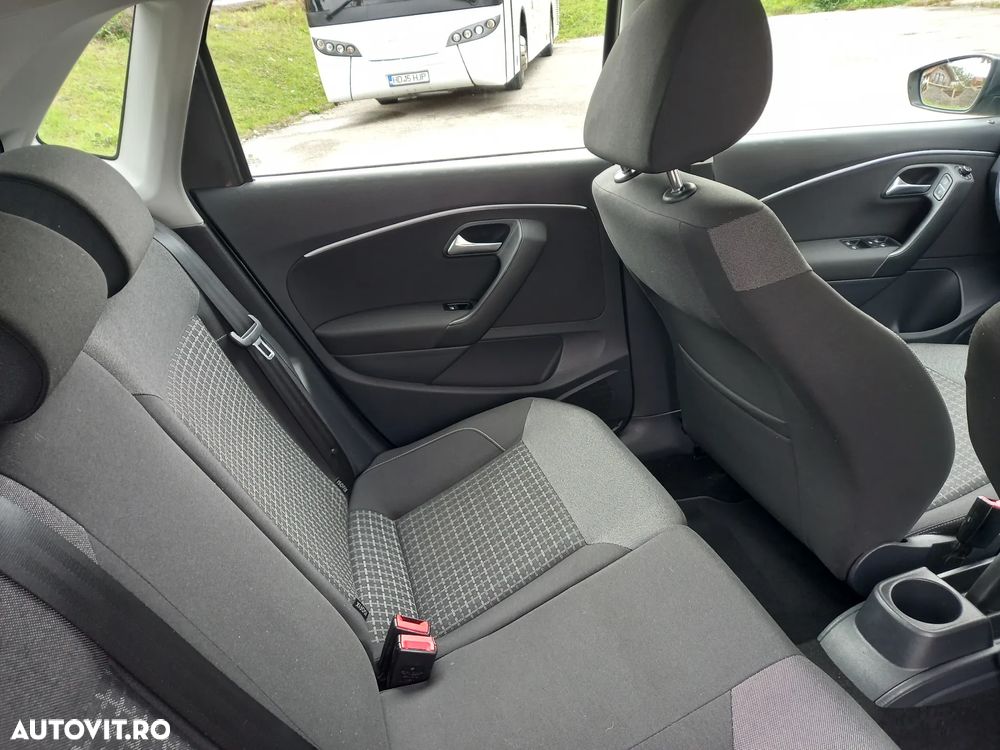 Volkswagen Polo 1.2 TSI Blue Motion Technology Comfortline - 8